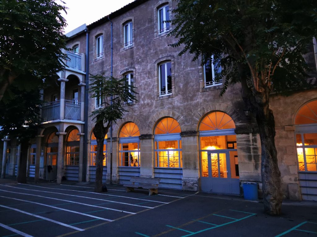 Collège Sévigné à Narbonne - Collège la nuit