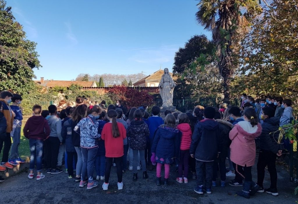 Institution Notre Dame à Pamiers - Présentation de Marie au temple